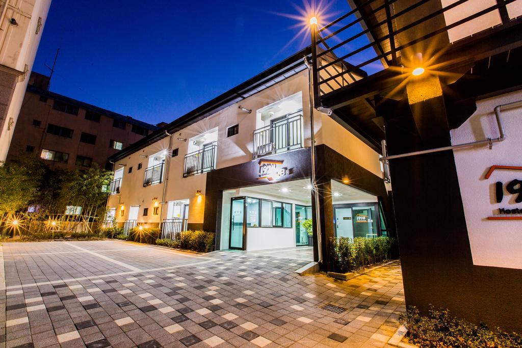 1974 Family House - thumb 0