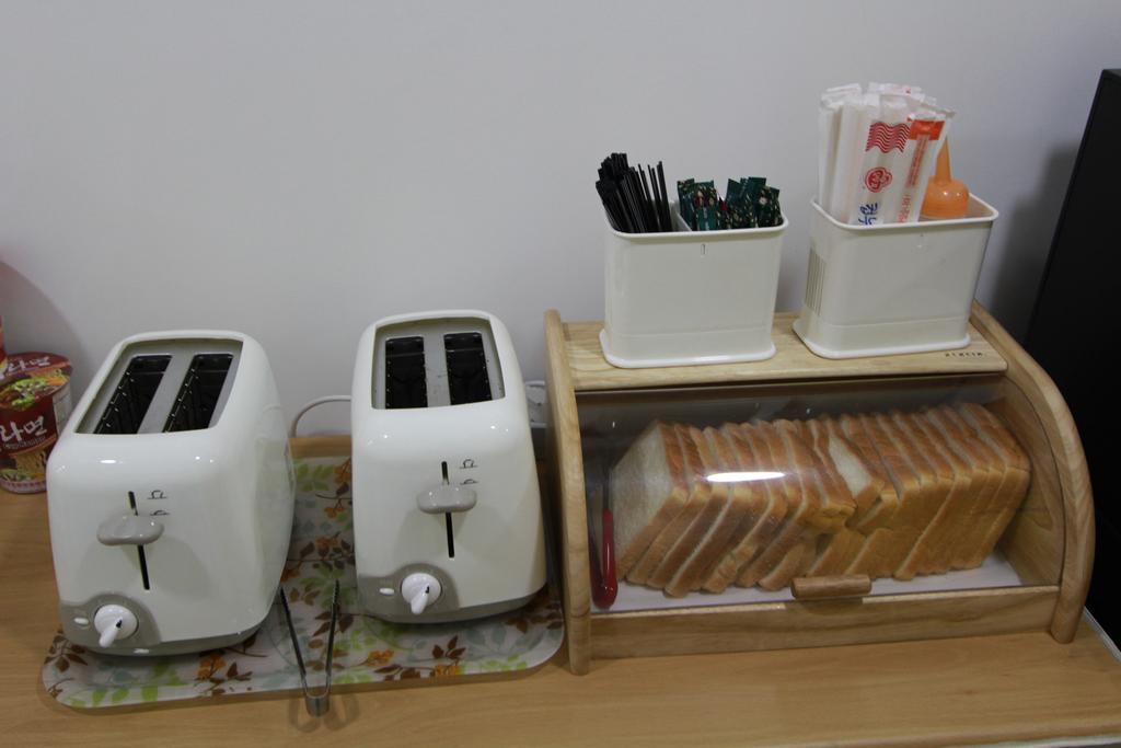 24 Guesthouse Myeongdong Town - thumb 5