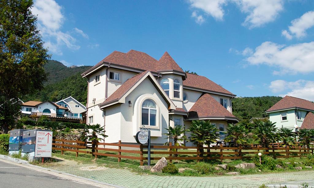 American Village Pension Manoa - thumb 1