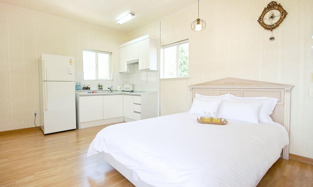 American Village Pension Manoa - thumb 5