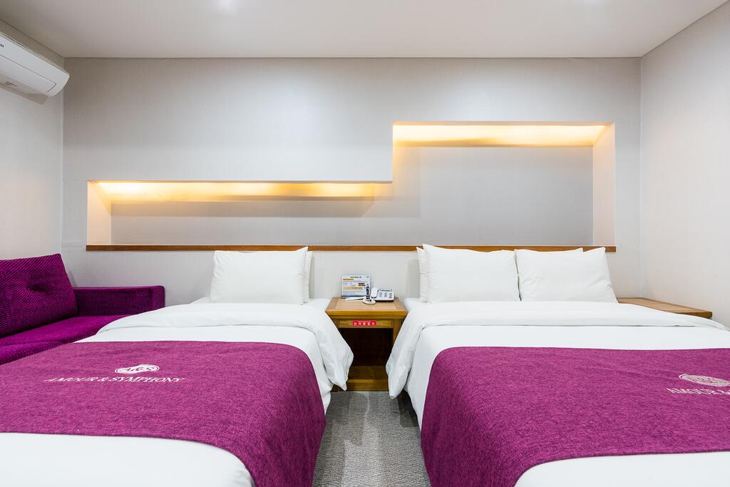 Amour Hotel - thumb 2