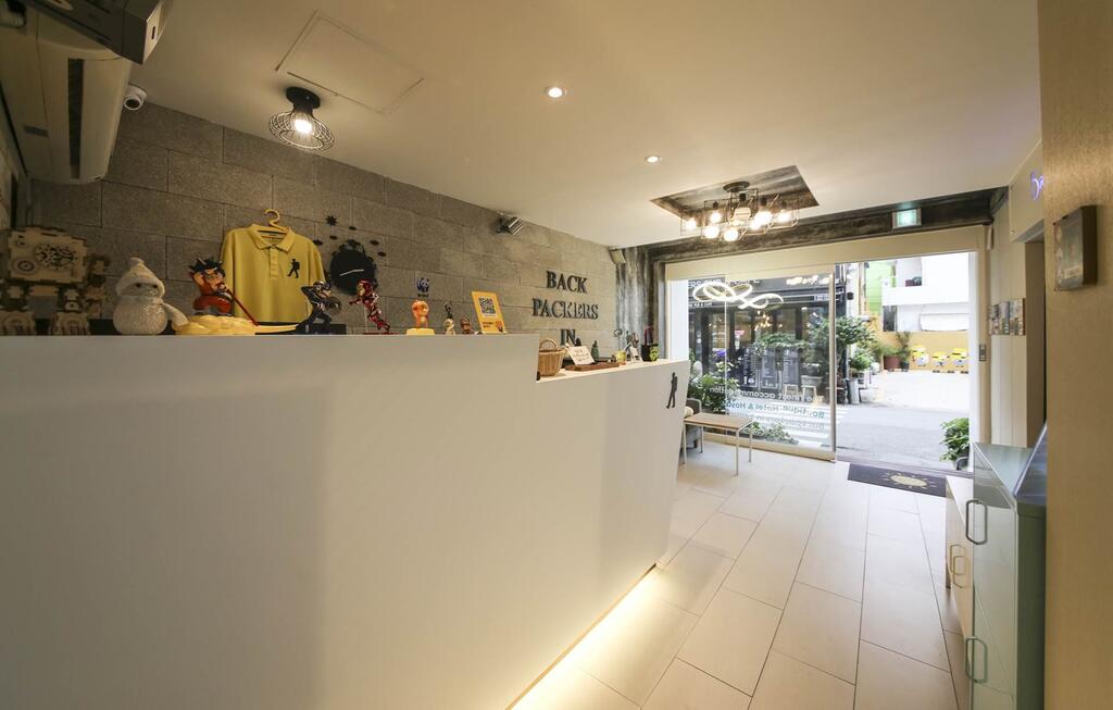 Backpackers In Yeosu - thumb 3