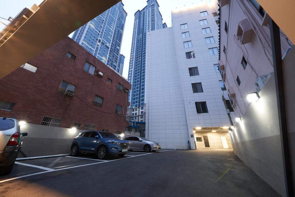 Bardot Hotel Busan Gupo - thumb 6