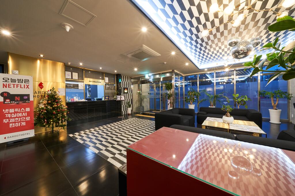 Bardot Hotel Busan Gupo - thumb 7