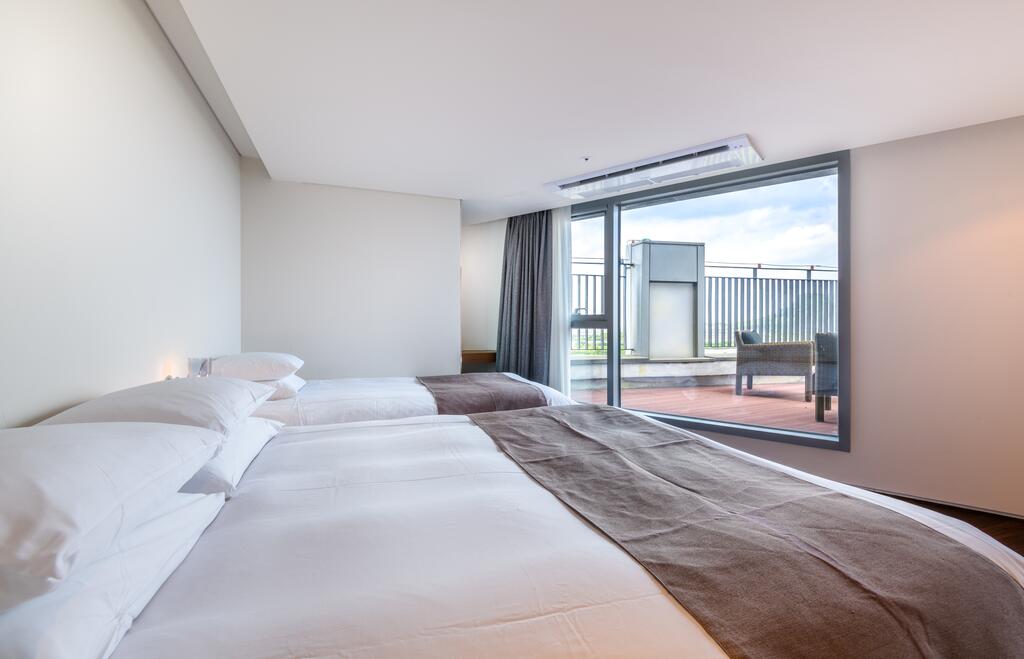 Brown Suites Hotel And Resort - thumb 5