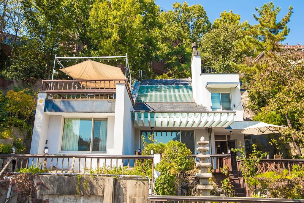 BS-7 Free Services With Cozy Home - thumb 2