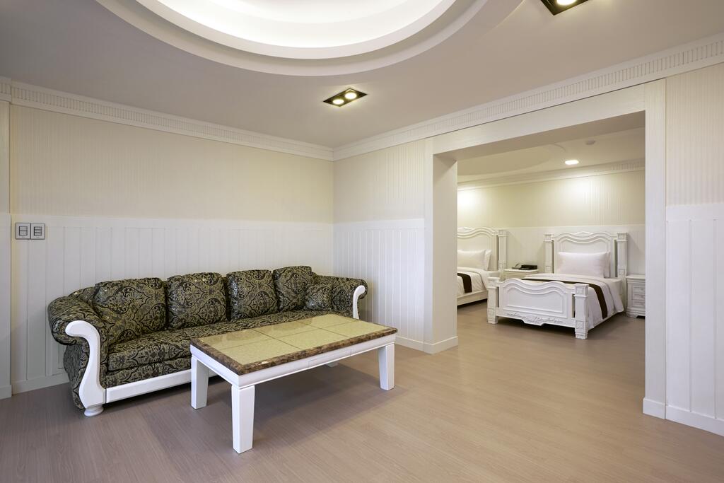 Busan Beach Hotel Busan Songdo - thumb 2