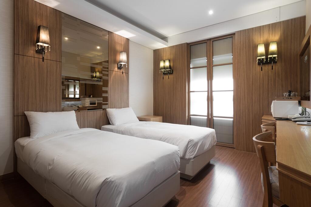 Charis Hotel - thumb 1