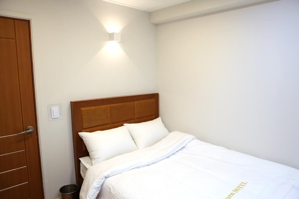 Charm Hotel - thumb 2