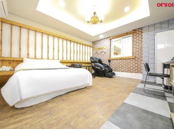 Cheonan Business Hotel