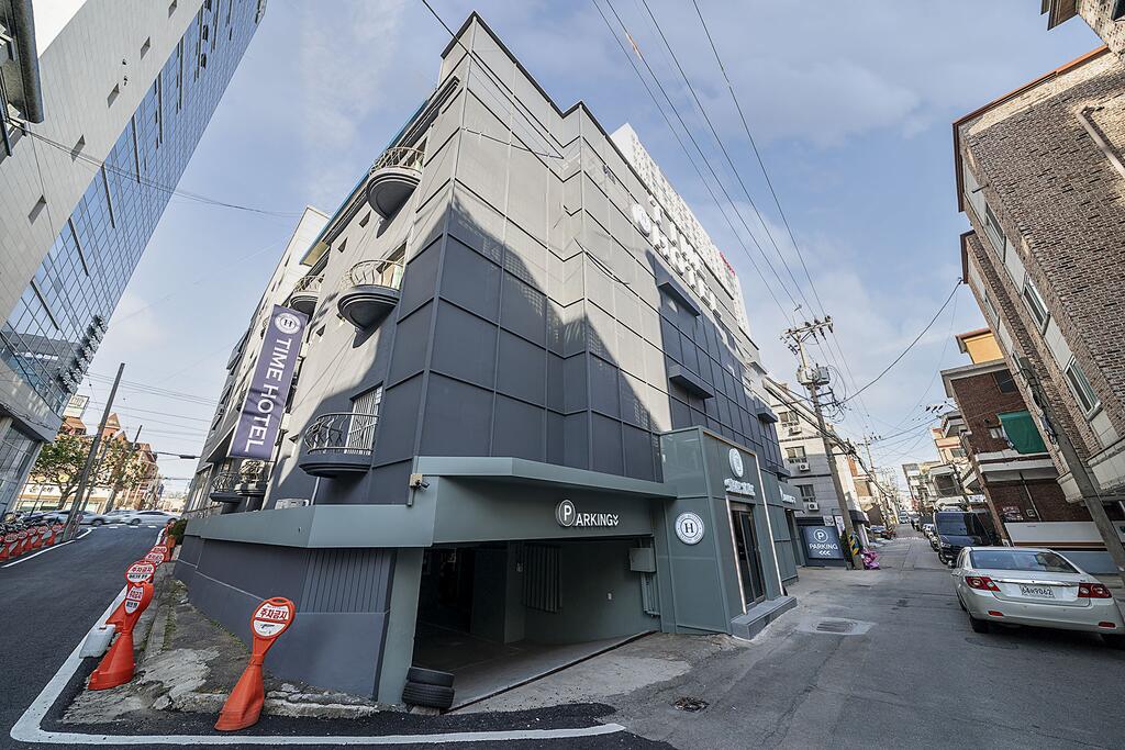 Cheongju Time Hotel - thumb 0