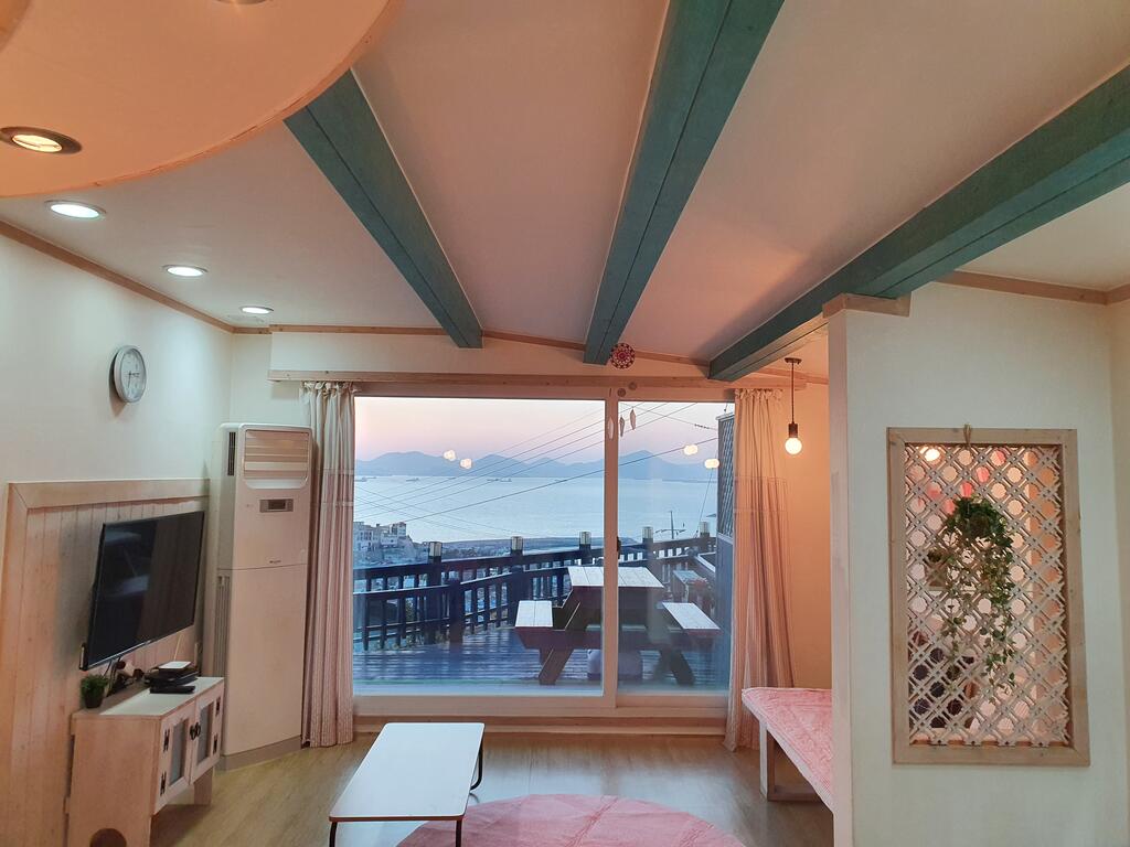 Cloud Berry Pension - thumb 2