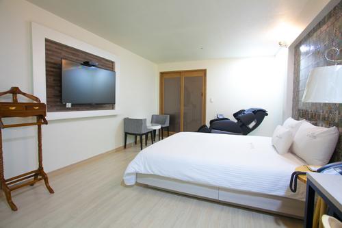 CNN Hotel - thumb 6