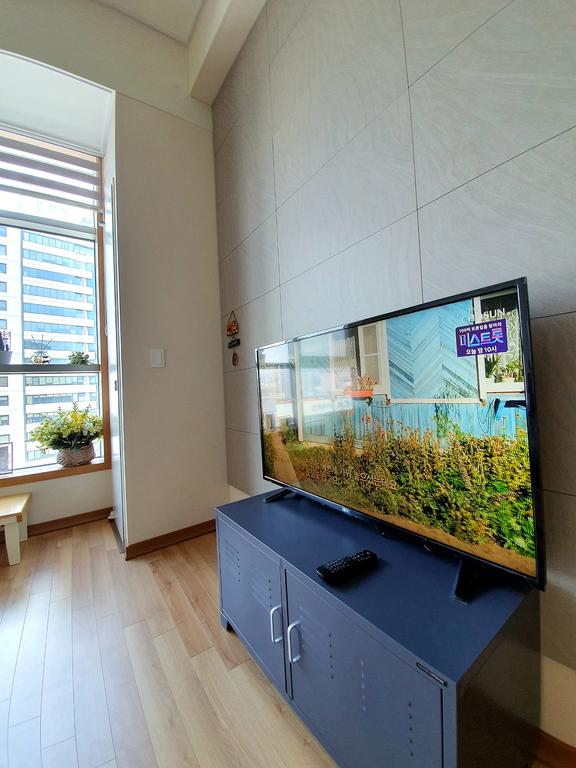 Cozy Studio - thumb 6