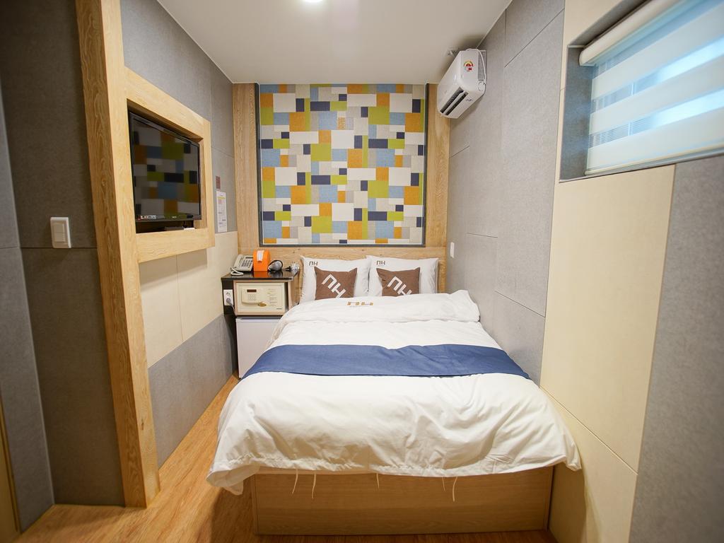 D.H Sinchon Guesthouse - thumb 5