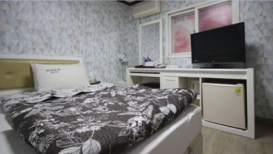 Dream Of City Motel - thumb 1