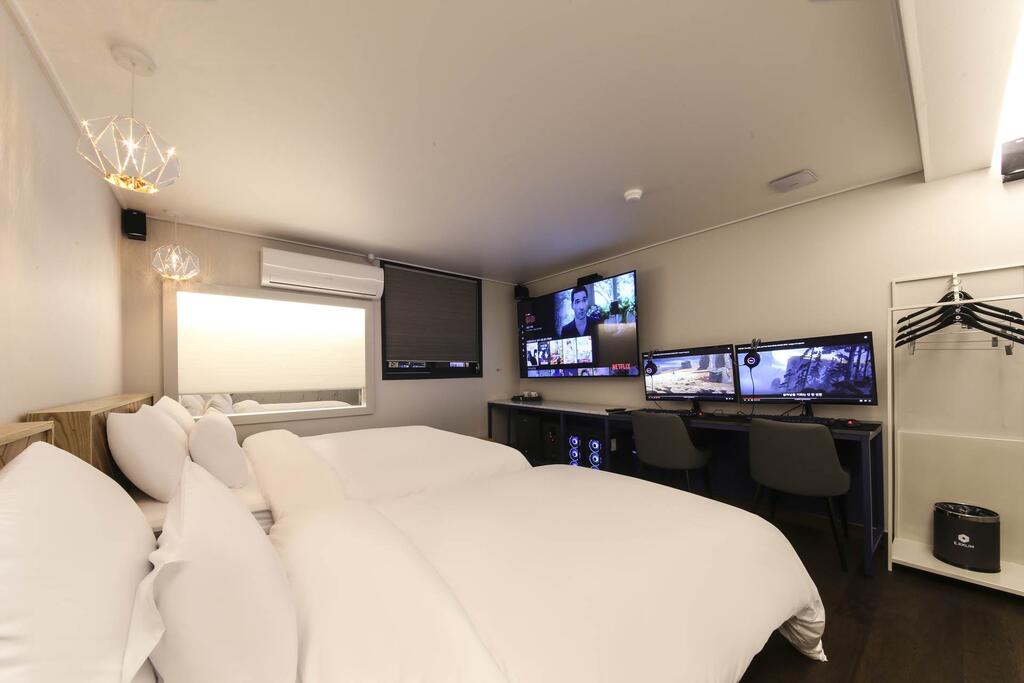 Ekklim Business Hotel - thumb 4