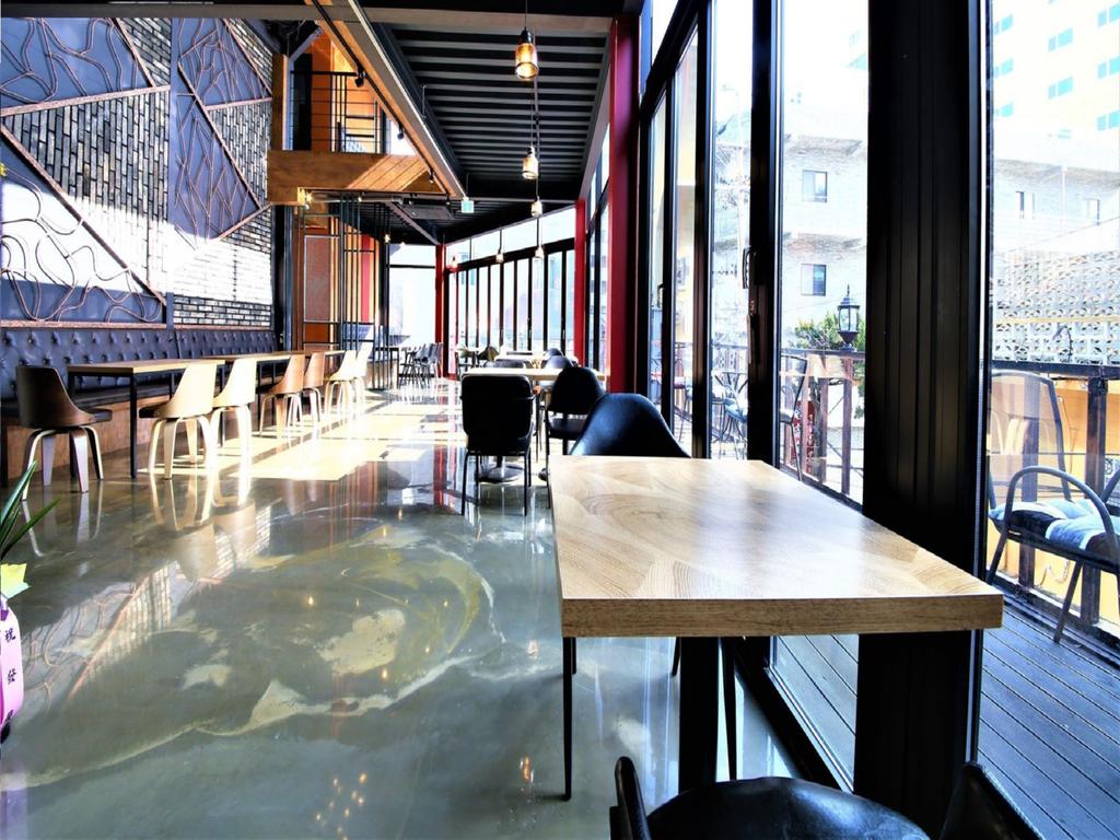 Elysee Hotel - thumb 5