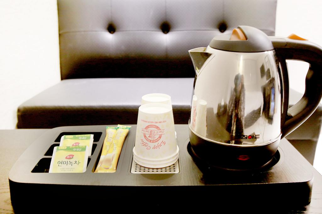 Eton Hotel - thumb 5