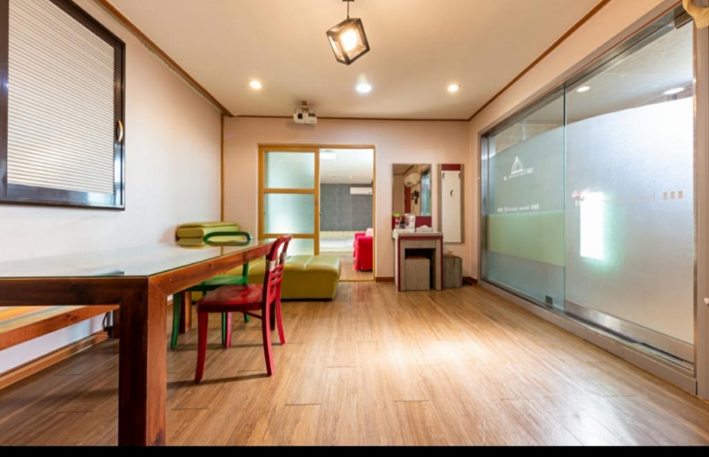 Firenze Motel - thumb 1