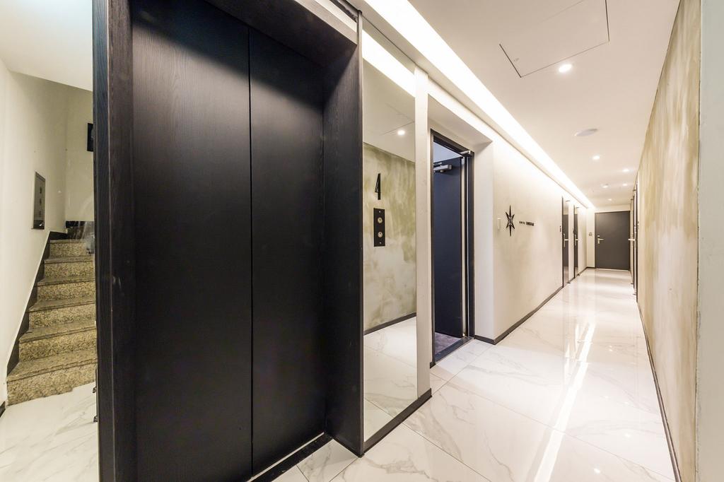 Forestar Hotel Sinchon - thumb 2