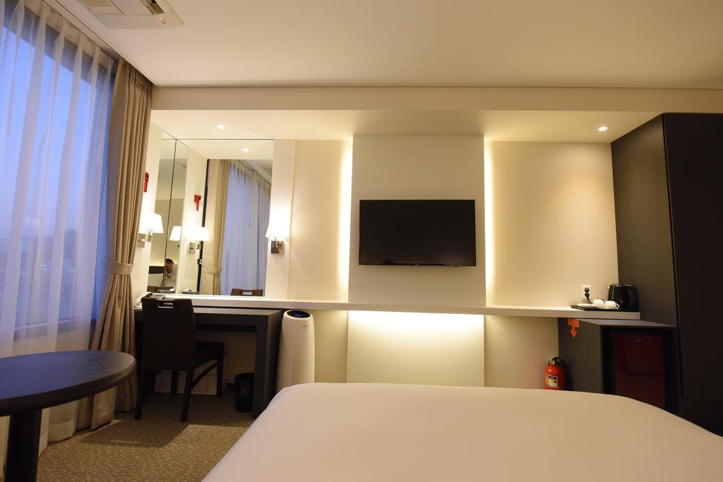 Geoje Artnouveau Suite Hotel - thumb 5