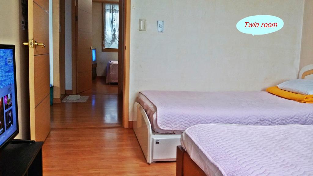 Goyang City Ilsan Apartment - thumb 4