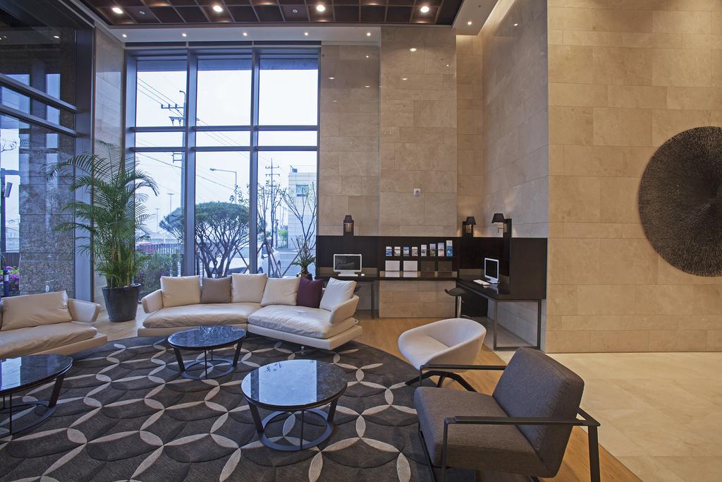 Gwangyang Lacky Hotel - thumb 4