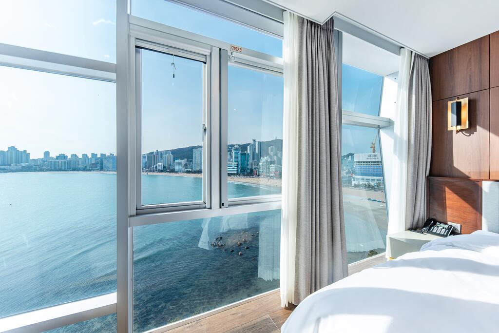 H Avenue Gwanganri Beach - thumb 5