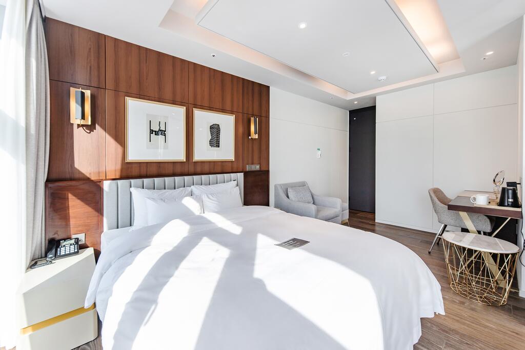 H Avenue Gwanganri Beach - thumb 6