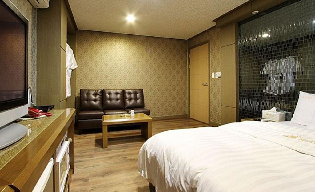 Hotel Q Chuncheon - thumb 2