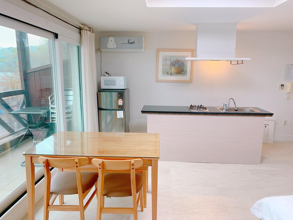 Interlaken Stay - thumb 2