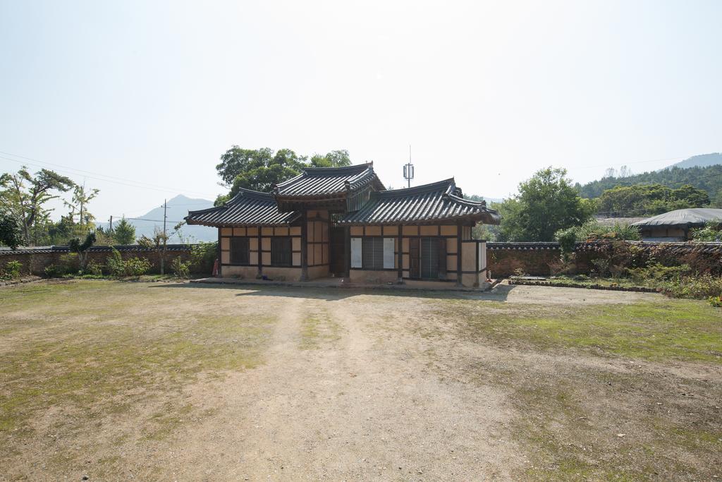 Jinrae Lee's Traditional House - thumb 4