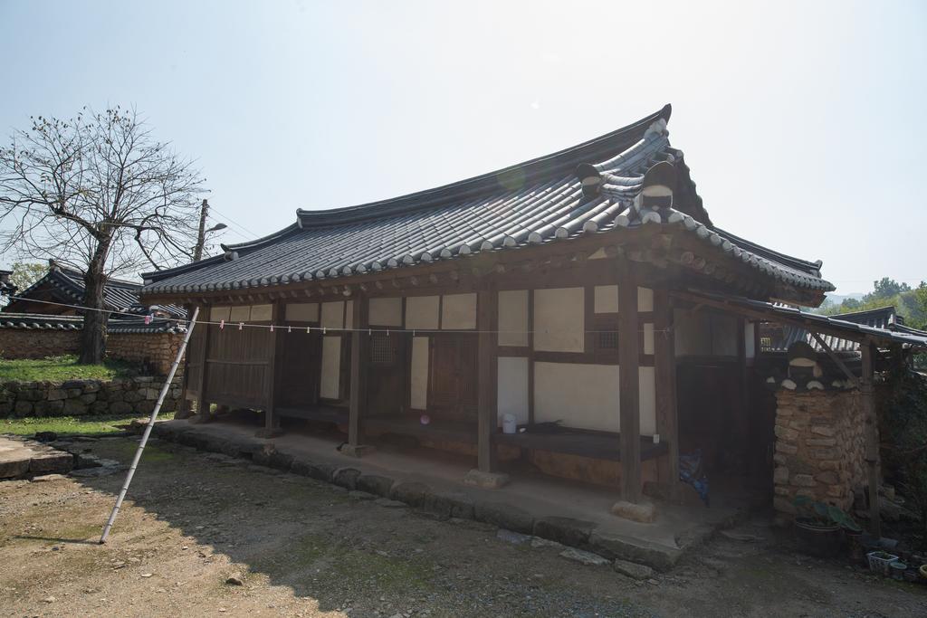 Jinrae Lee's Traditional House - thumb 6