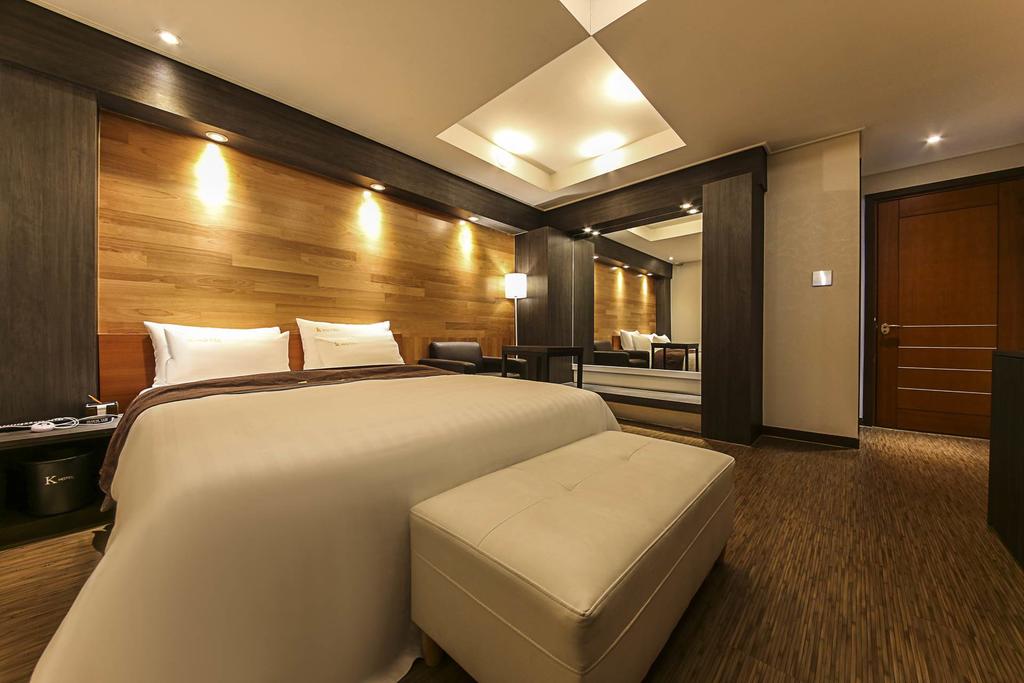 K Hotel - thumb 7