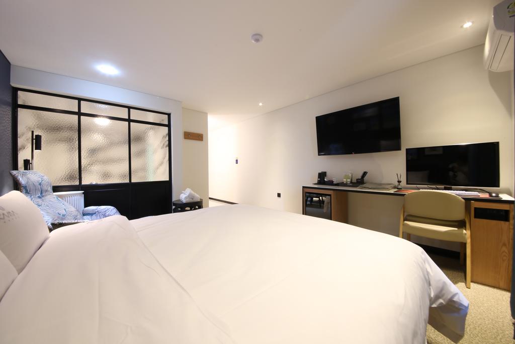 KAMA Hotel - thumb 7