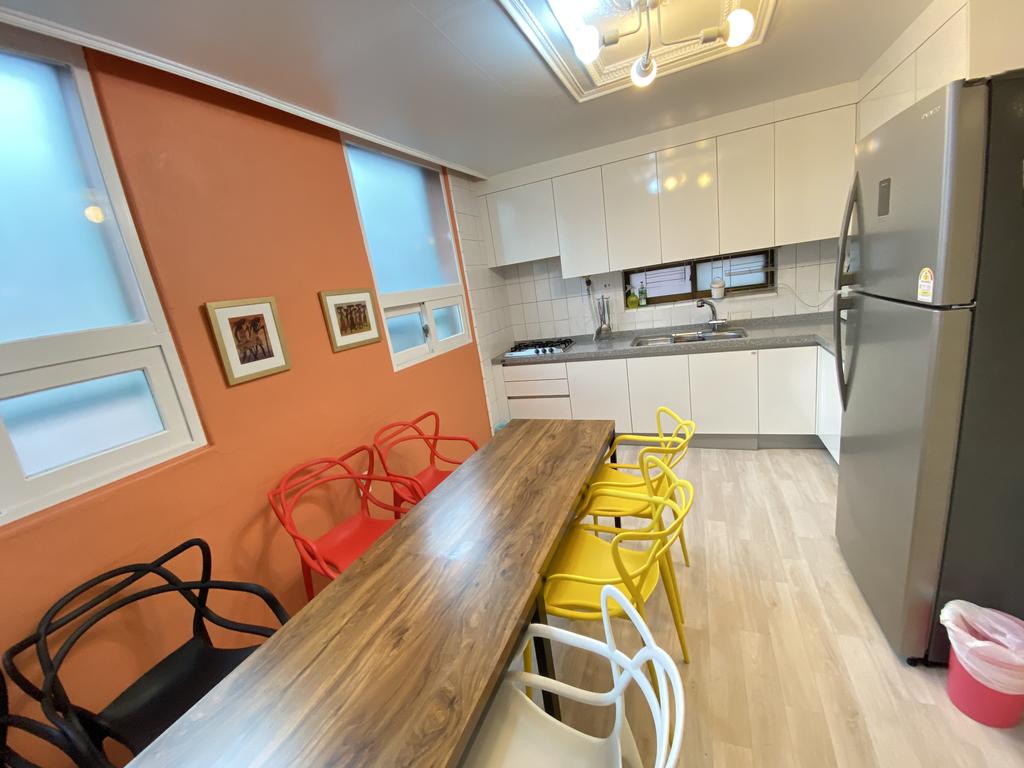 Kang's Apartments In Central Seoul - thumb 3