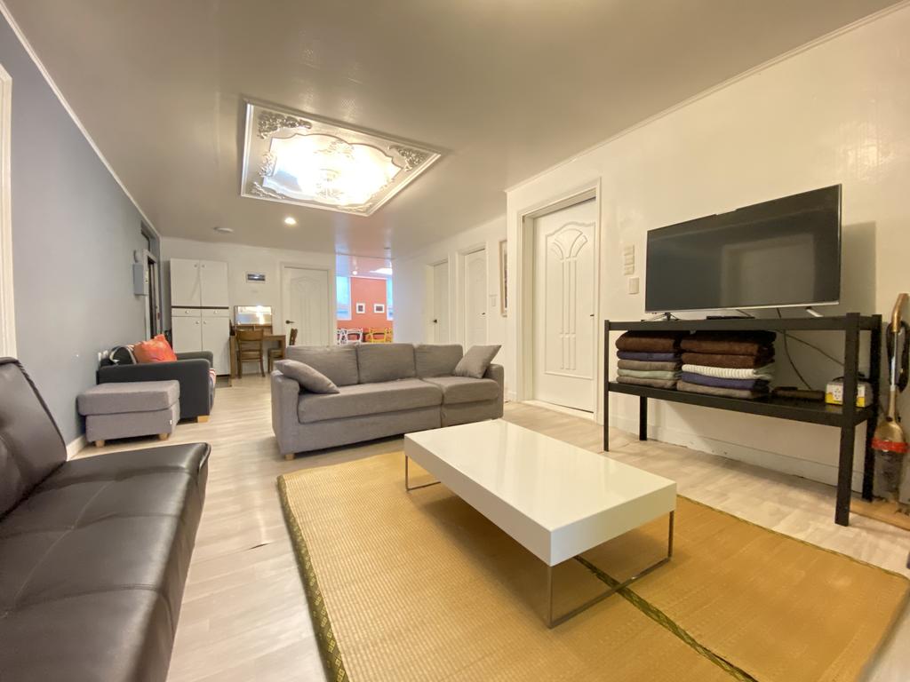 Kang's Apartments In Central Seoul - thumb 1