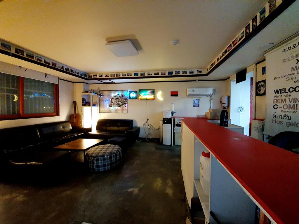 Kimchee Busan Downtown Guesthouse - thumb 2