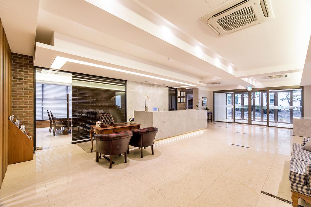 Korea Tourist Hotel - thumb 2