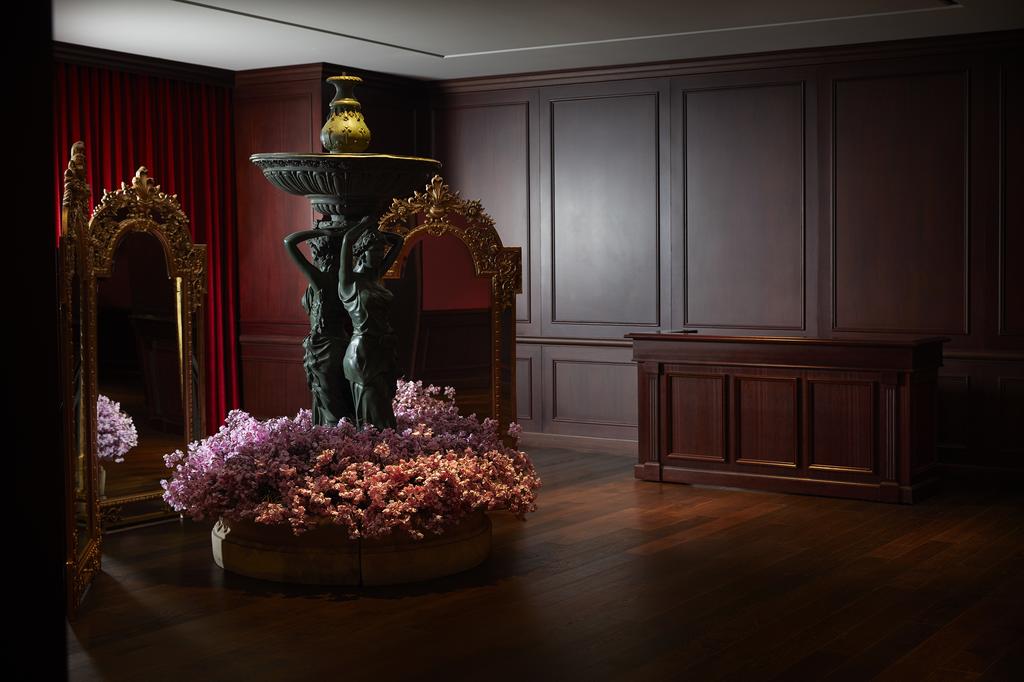 L'Escape Hotel - thumb 1