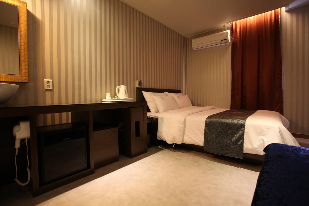 Lineplus Hotel - thumb 6