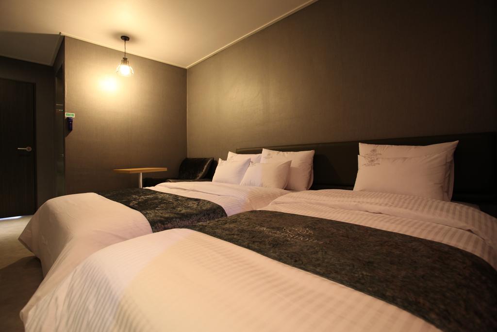 Lineplus Hotel - thumb 3