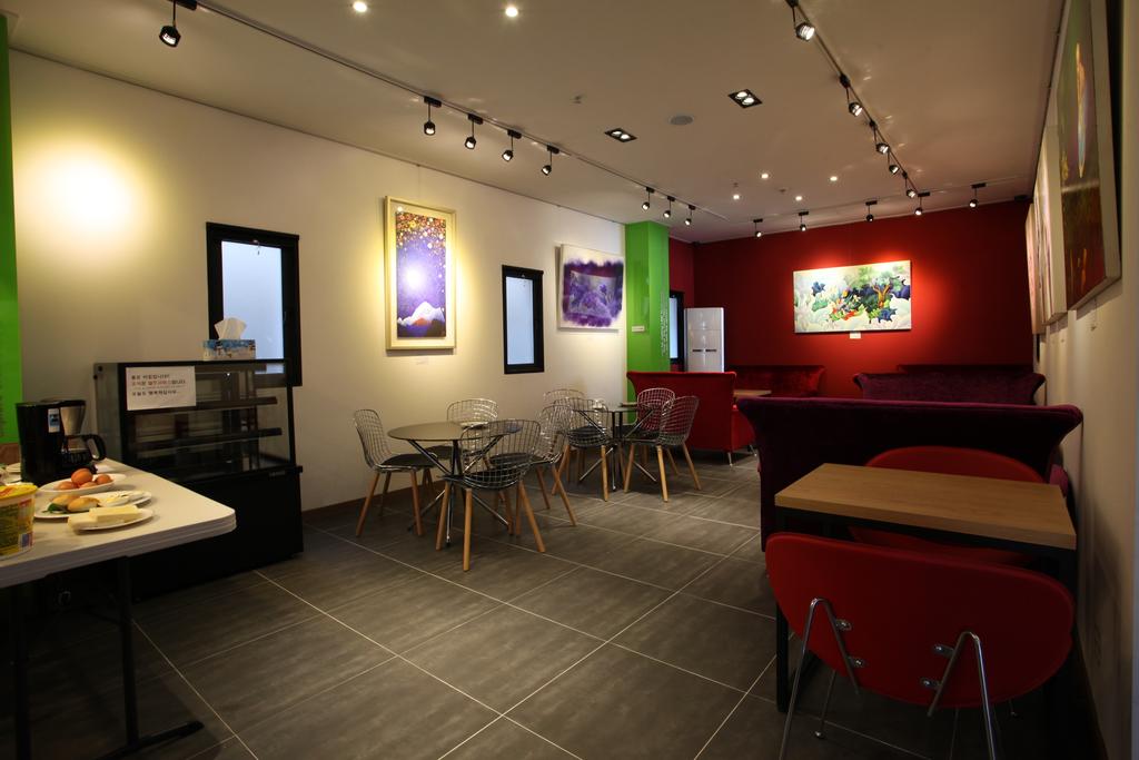 Lineplus Hotel - thumb 2