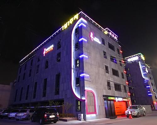 Madoka Motel - thumb 7