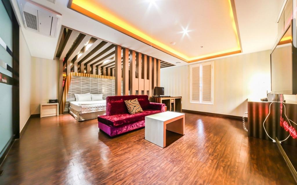 Madoka Motel - thumb 4