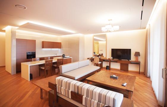 Maestro Hotel - thumb 2