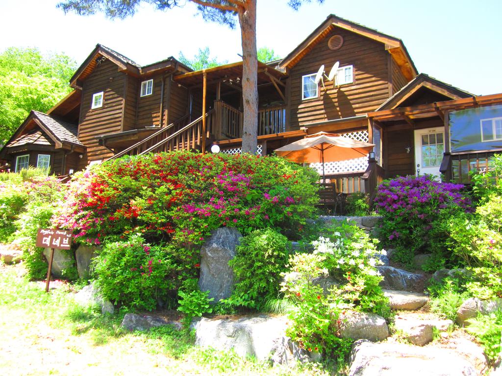 Mayfair Deneb Pension - thumb 7