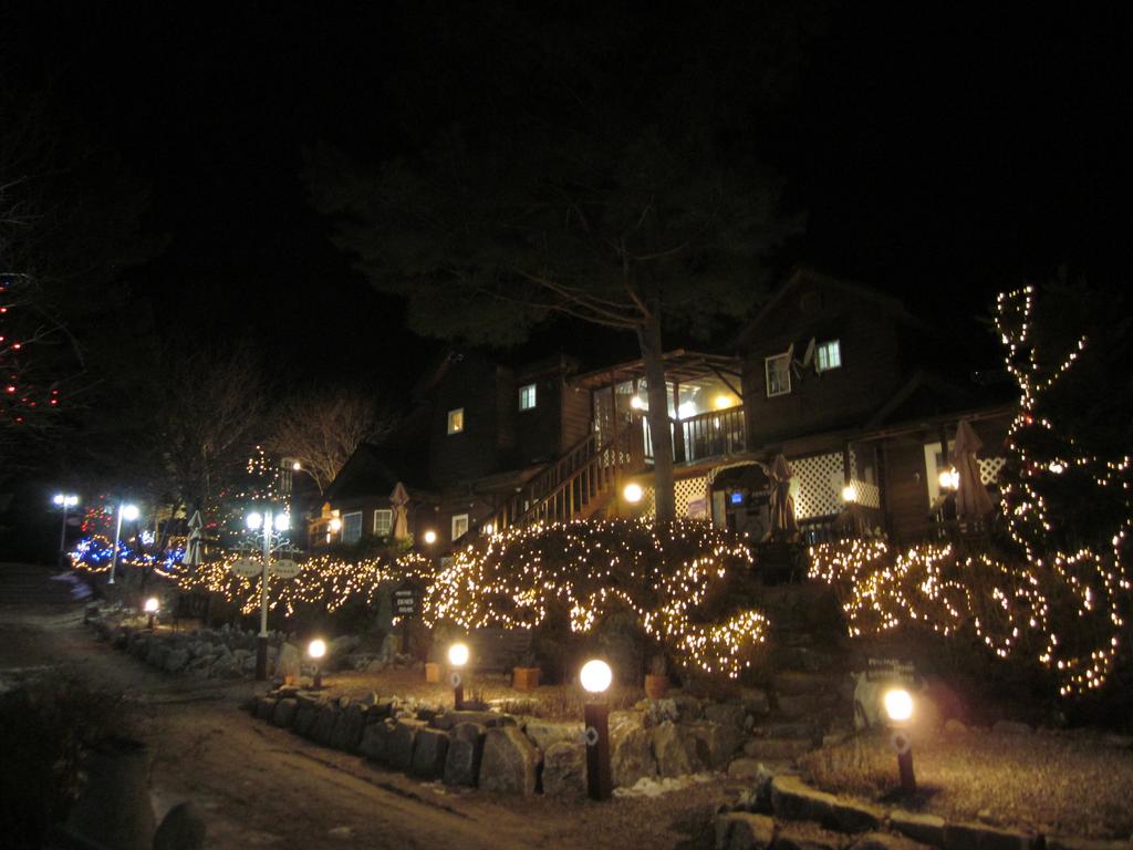 Mayfair Deneb Pension - thumb 5