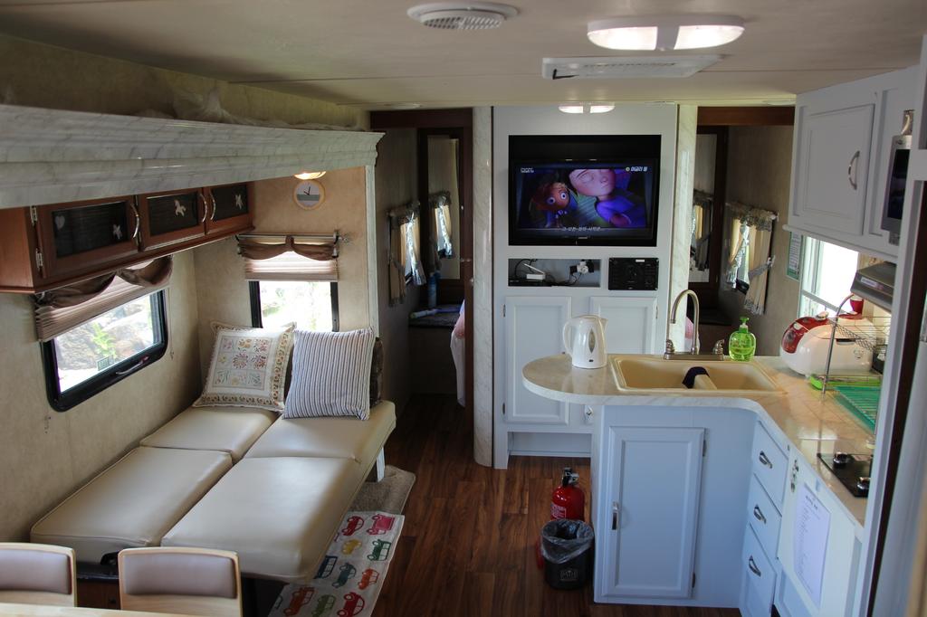 Mei The Caravan - thumb 2